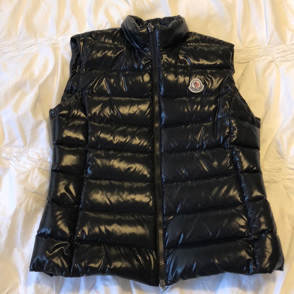 Like new Moncler Ghany vest sz 3 (US M) Authentic